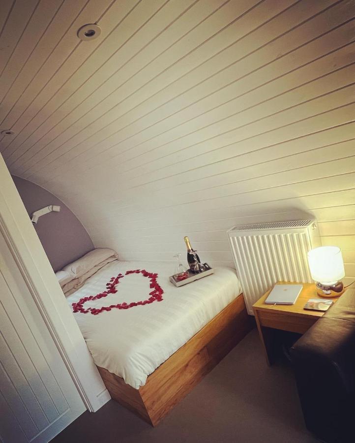 Apartament Loch Ness Pods, Pod 1 Fort Augustus Zewnętrze zdjęcie